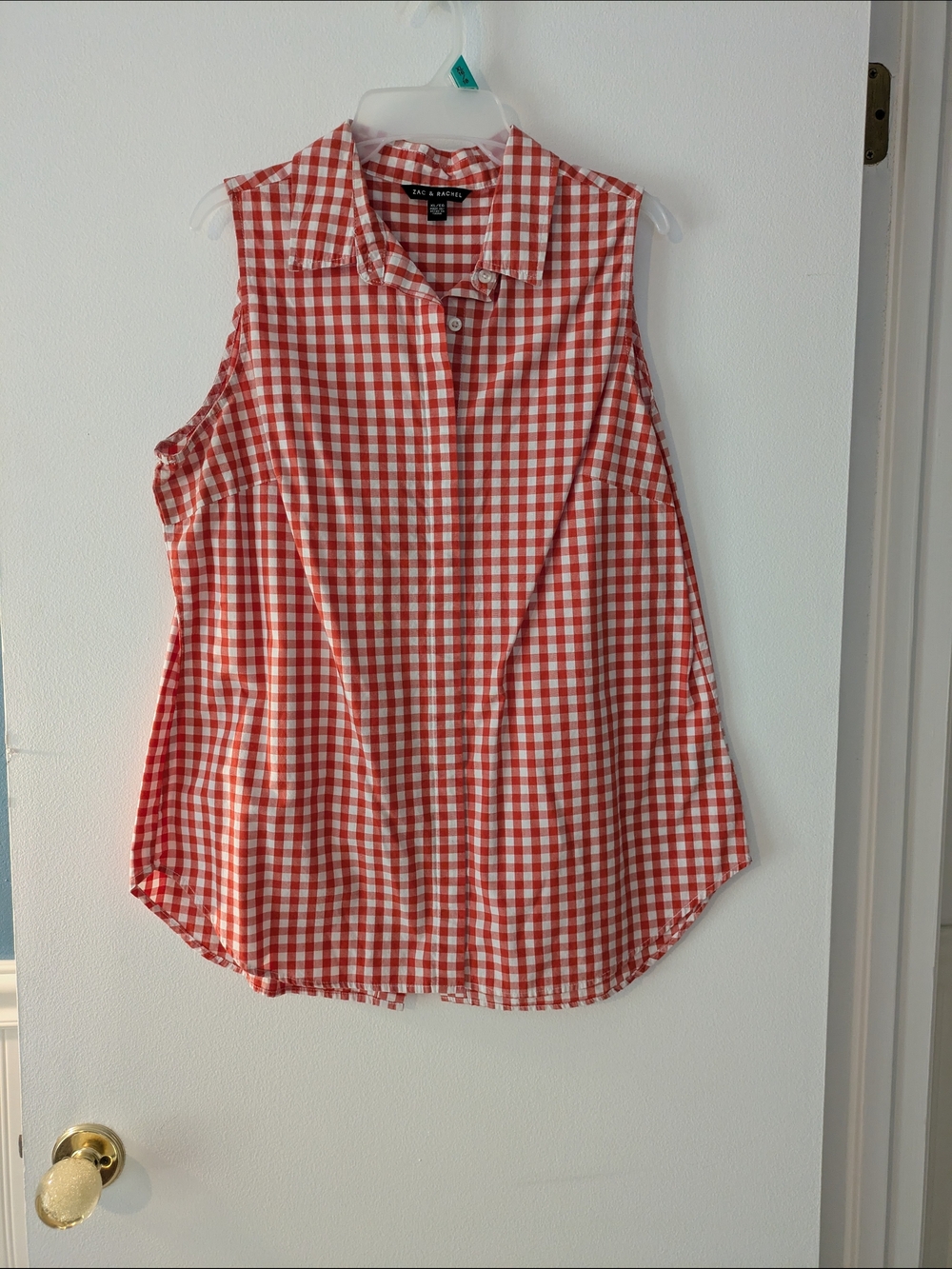 Zac & Rachel Red and White Gingham Sleeveless Button-Down Shirt